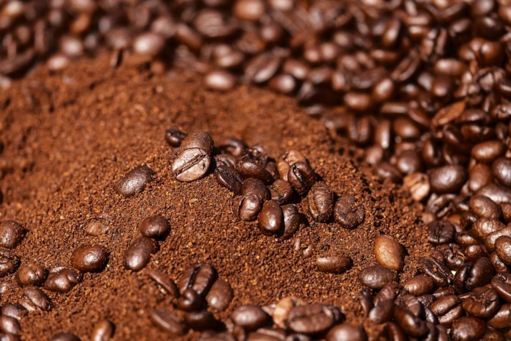 コーヒーの欠点豆の使い道は無限大！活用することでエコにも繋がる