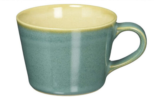 6. 安心の日本製で優しい色合いのカップ「つかもと デミタスカップ 益子焼」