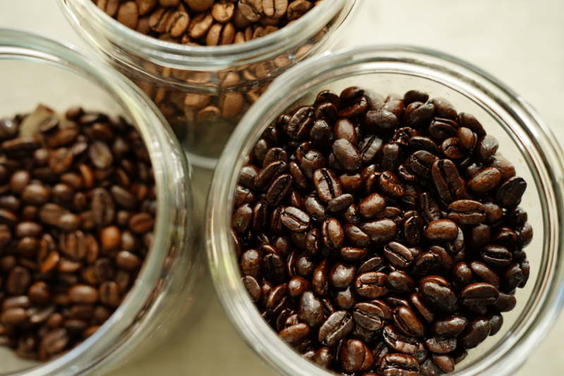 ローストしたコーヒー豆をおいしく保存する方法