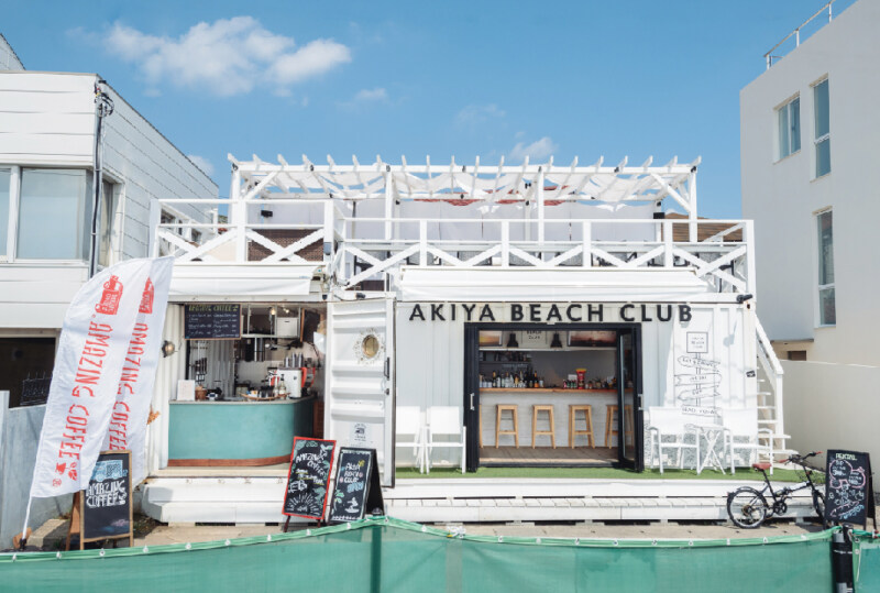YOKOSUKA BEACH SIDE with AKIYA BEACH CLUB　横須賀店