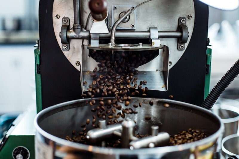 コーヒー豆それぞれに適した焙煎を施している