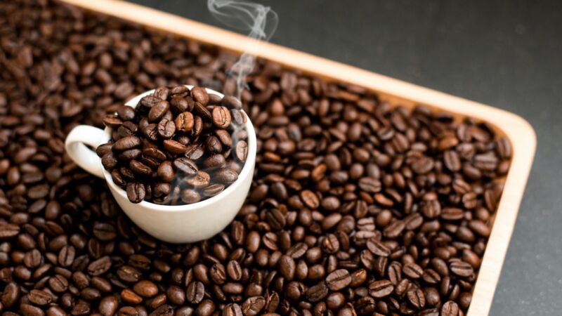 コーヒーのガス抜きとは？必要な理由からおすすめの保存方法まで解説