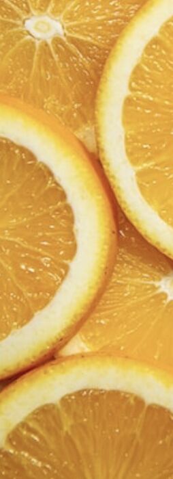 1. 柑橘系ピールとチョコのペアリングが魅力「オランジェットフラペチーノ」