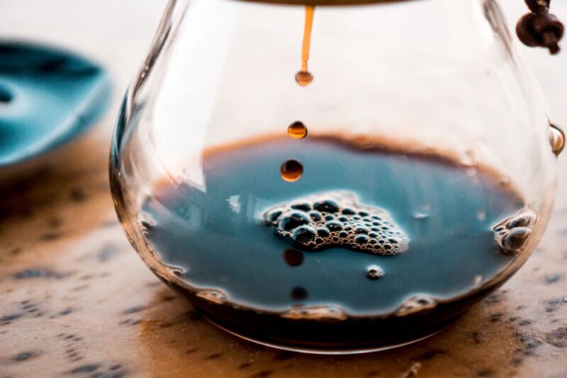水出しコーヒーのカフェイン量は多い？少ない？